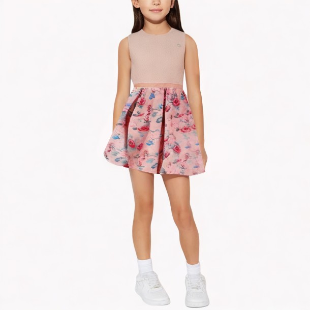 Sweet sleeveless dress