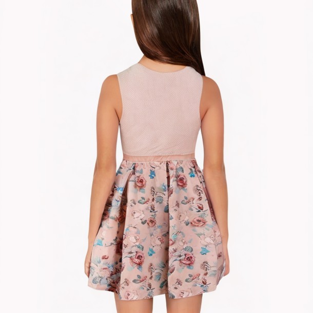 Sweet sleeveless dress